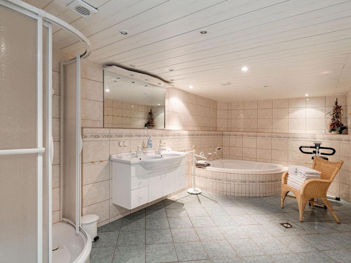Majestic Holiday Home With Jacuzzi Unterschönau Buitenkant foto